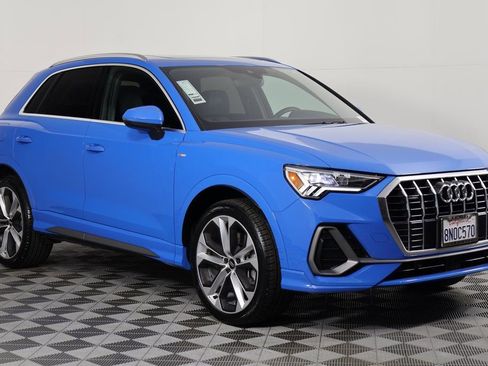 Used 2020 Audi Q3 2.0T Premium Plus w/ Premium Plus Package image 3