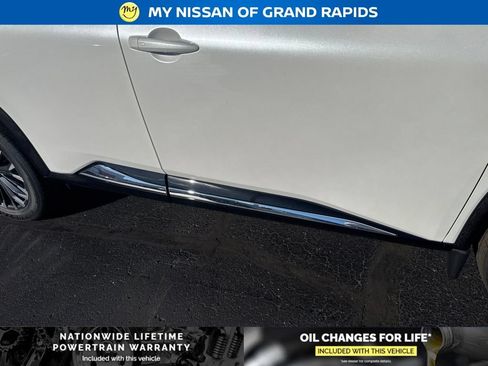 New 2026 Nissan Rogue Platinum AWD/4WD image 8