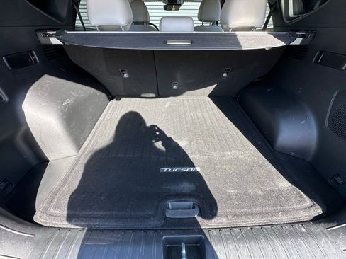 Used 2023 Hyundai Tucson Limited image 38