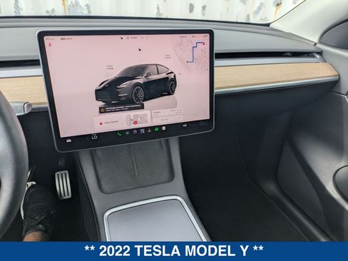 Used 2022 Tesla Model Y Performance AWD/4WD image 28