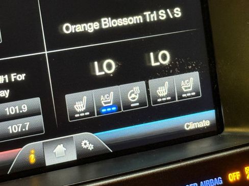 Used 2016 Ford Explorer Sport w/ Equipment Group 401A image 30