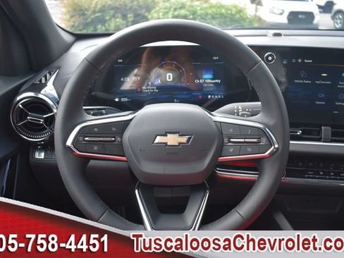 New 2026 Chevrolet Equinox LT FWD image 18