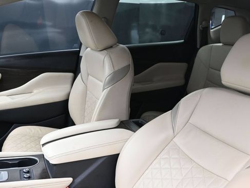 Used 2023 Nissan Murano Platinum w/ Cargo Package FWD image 18