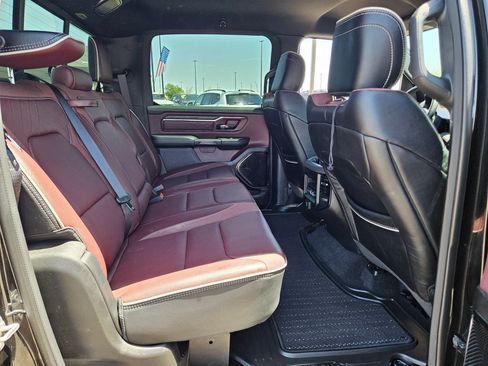Used 2025 RAM 1500 Limited AWD/4WD image 26