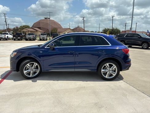 Used 2022 Audi Q3 2.0T Premium Plus AWD/4WD image 4
