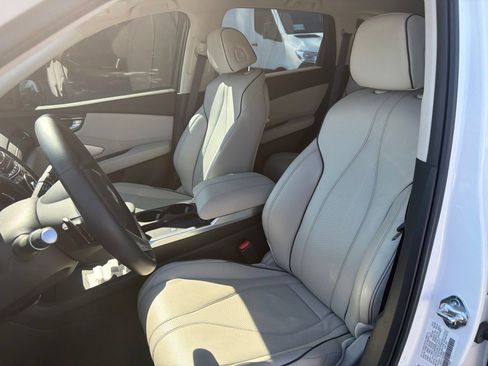 Used 2025 Acura RDX SH-AWD w/ Advance Package image 13