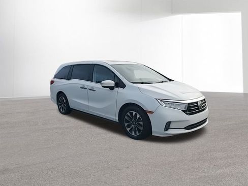 Used 2023 Honda Odyssey EX-L image 2
