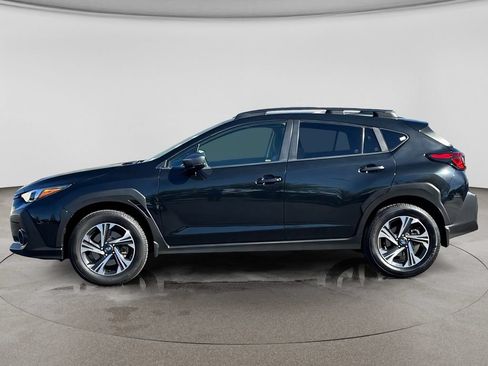 Used 2024 Subaru Crosstrek 2.0i Premium AWD/4WD image 2