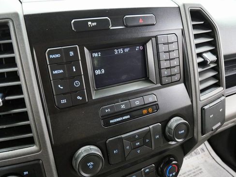 Used 2022 Ford F250 XL w/ Power Equipment Group image 30