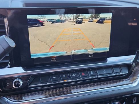 Used 2024 GMC Sierra 1500 Elevation image 23