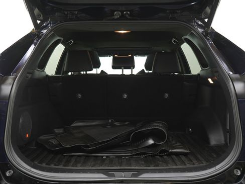 Used 2020 Toyota RAV4 XSE AWD/4WD image 18