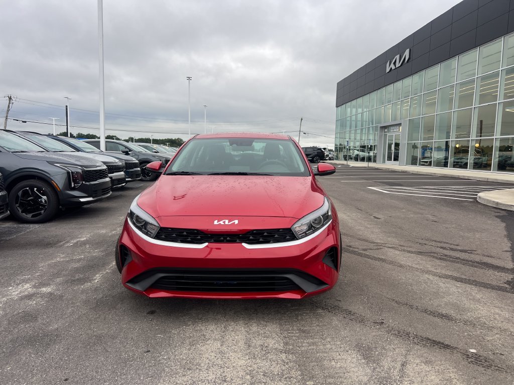 Certified 2023 Kia Forte LXS w/ LXS Technology Package FWD image 9