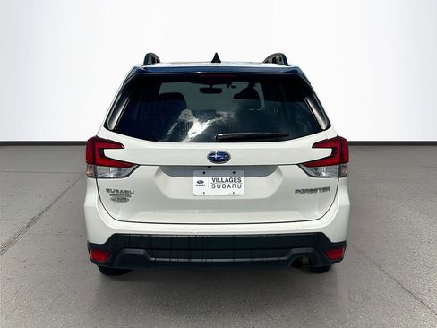 Used 2024 Subaru Forester Premium AWD/4WD image 6