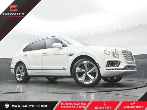 Used 2018 Bentley Bentayga AWD/4WD image 1