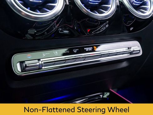 Used 2023 Mercedes-Benz GLA 250 4MATIC image 27