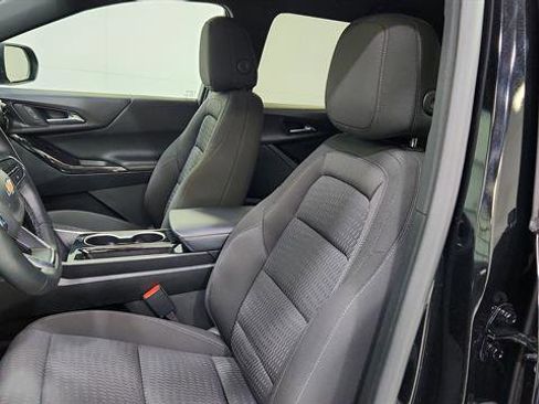 Used 2025 Chevrolet Equinox LT image 12