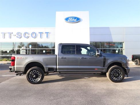 New 2026 Ford F250 Platinum image 17