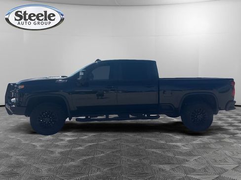Used 2022 Chevrolet Silverado 2500 LTZ w/ LTZ Plus Package image 2