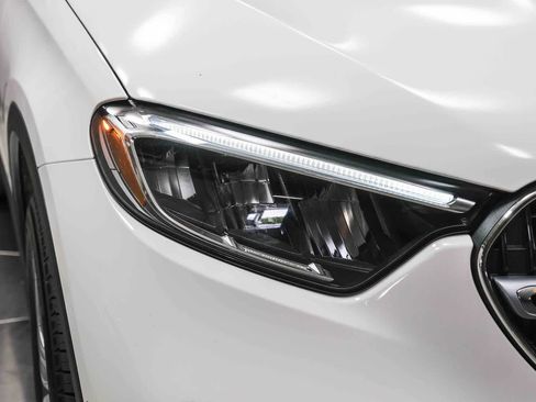 Certified 2026 Mercedes-Benz GLC 300 image 12