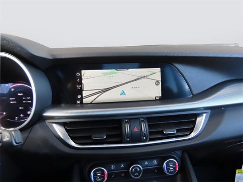 New 2025 Alfa Romeo Stelvio Sprint w/ Convenience Package image 22