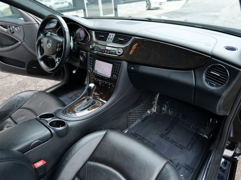 Used 2007 Mercedes-Benz CLS 63 AMG w/ P2 Pkg image 33