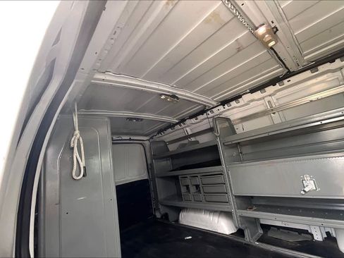 Used 2021 Chevrolet Express 2500 w/ Driver Convenience Package RWD image 16