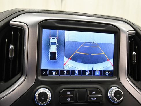 Used 2022 GMC Sierra 3500 SLT w/ SLT Premium Package image 26