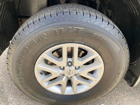 Used 2015 Nissan Xterra S AWD/4WD image 23