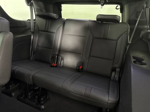 Used 2021 Chevrolet Tahoe RST w/ Luxury Package RWD image 14