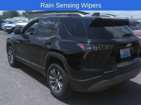 Used 2025 Chevrolet Equinox LT w/ Convenience Package II AWD/4WD image 5