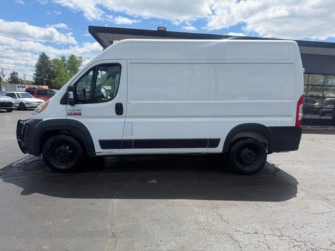 Used 2018 RAM ProMaster 1500 w/ Interior Convenience Group FWD image 3