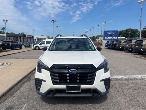 Used 2023 Subaru Ascent Onyx Edition AWD/4WD image 8