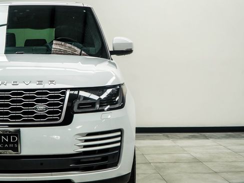 Used 2021 Land Rover Range Rover Westminster Edition image 4