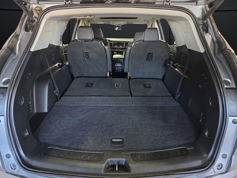 Used 2021 Buick Enclave Avenir w/ Avenir Technology Package image 19