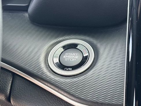 Used 2023 Jeep Grand Cherokee L Laredo RWD image 51