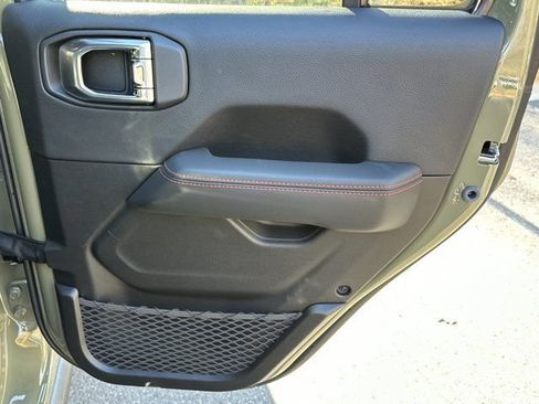 New 2026 Jeep Wrangler Unlimited Rubicon image 16