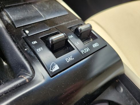Used 2021 Lexus GX 460 Premium AWD/4WD image 15