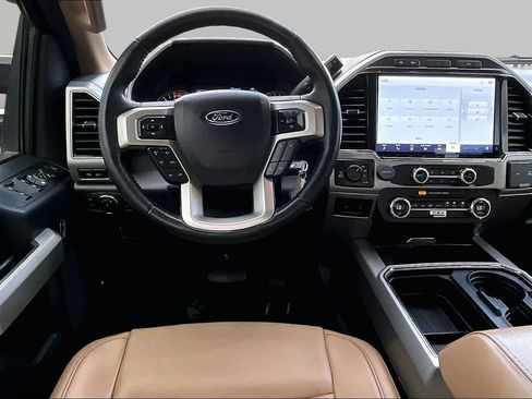 Used 2022 Ford F350 Lariat AWD/4WD image 9