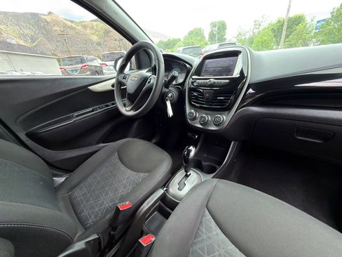Used 2021 Chevrolet Spark LT FWD image 5
