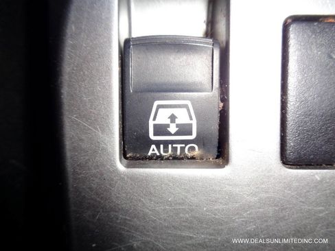 Used 2015 Toyota 4Runner SR5 image 12