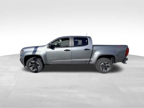 Used 2021 Chevrolet Colorado Z71 w/ Safety Package AWD/4WD image 3
