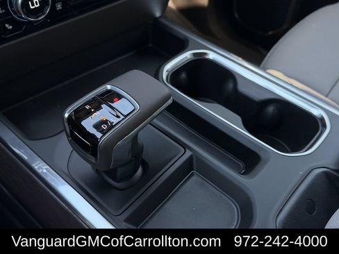 New 2026 GMC Sierra 1500 SLT AWD/4WD image 15