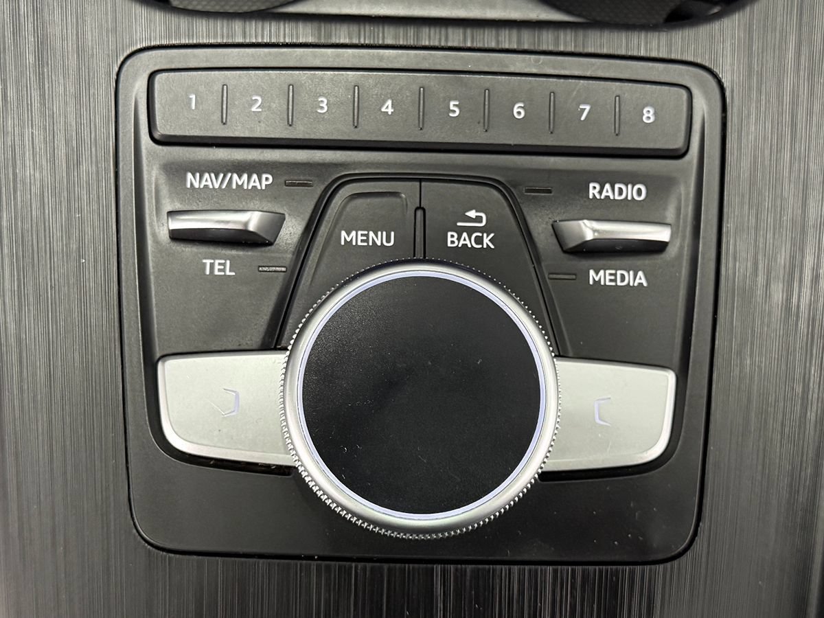 Used 2019 Audi A4 2.0T Prestige AWD/4WD image 32