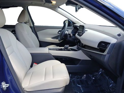 Used 2023 Nissan Rogue SL w/ SL Premium Package FWD image 15