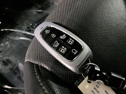 Used 2023 Hyundai Tucson Limited AWD/4WD image 15
