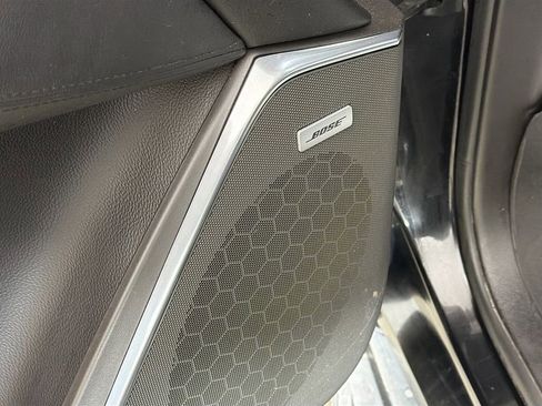 Used 2018 Cadillac Escalade Premium Luxury image 46