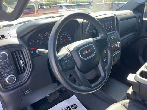 Used 2025 GMC Sierra 2500 Pro AWD/4WD image 18
