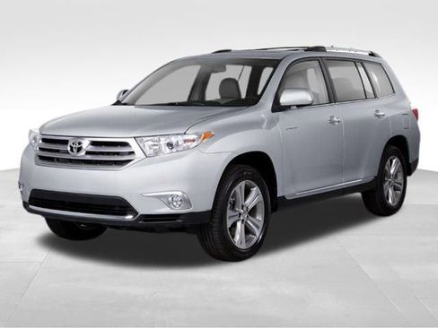 Used 2013 Toyota Highlander Limited image 1