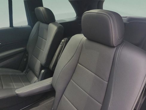 Certified 2024 Mercedes-Benz GLS 450 4MATIC image 9