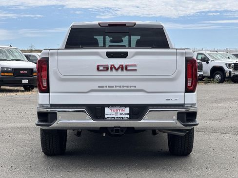 New 2026 GMC Sierra 1500 SLT w/ SLT Premium Plus Package AWD/4WD image 4